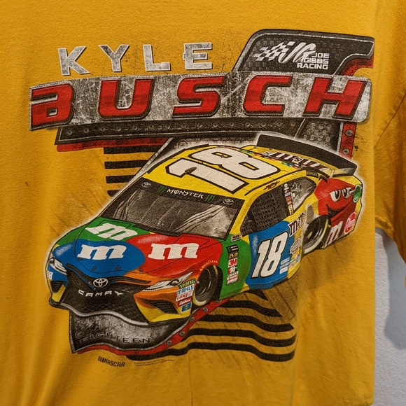 Kyle Busch NASCAR Shirt - Picture 1 of 3